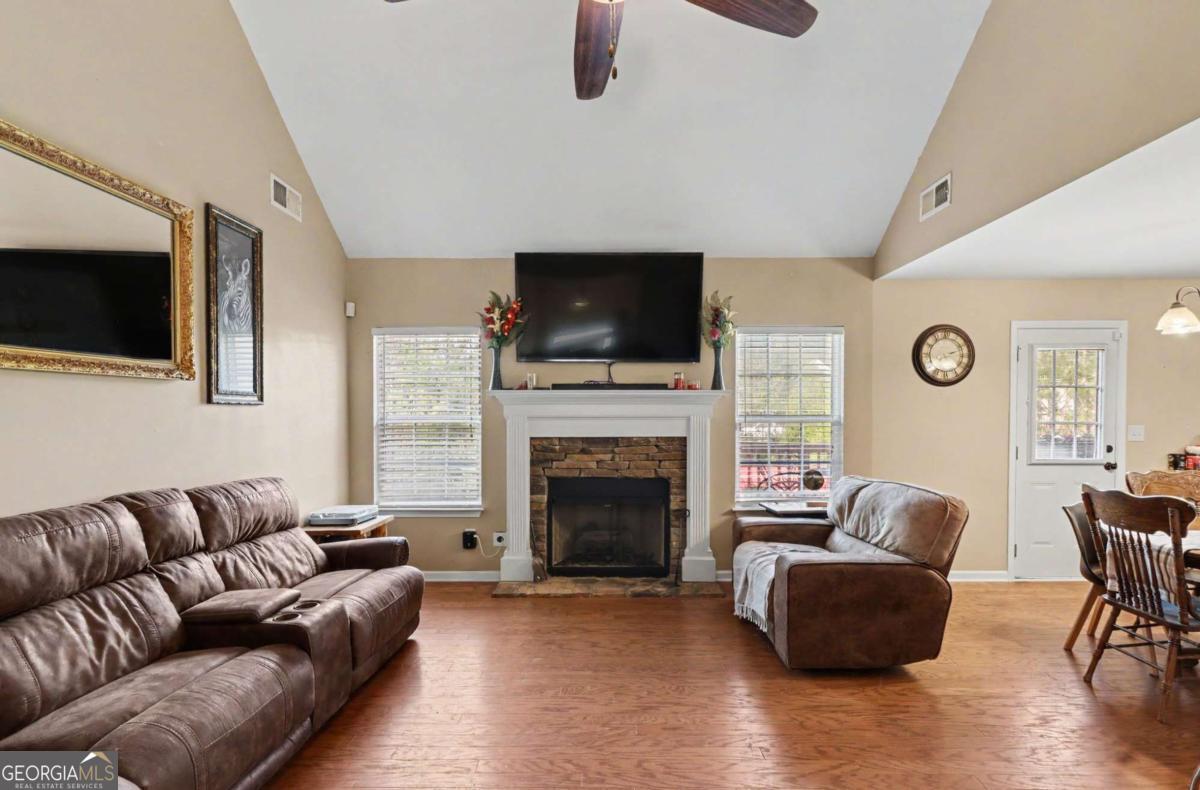 25 Redwood Drive Adairsville GA 30103