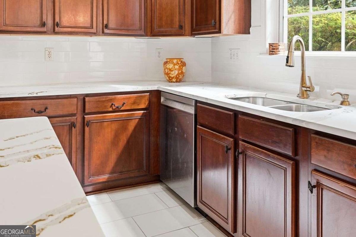 6065 Brookmere Lane Mableton GA 30126