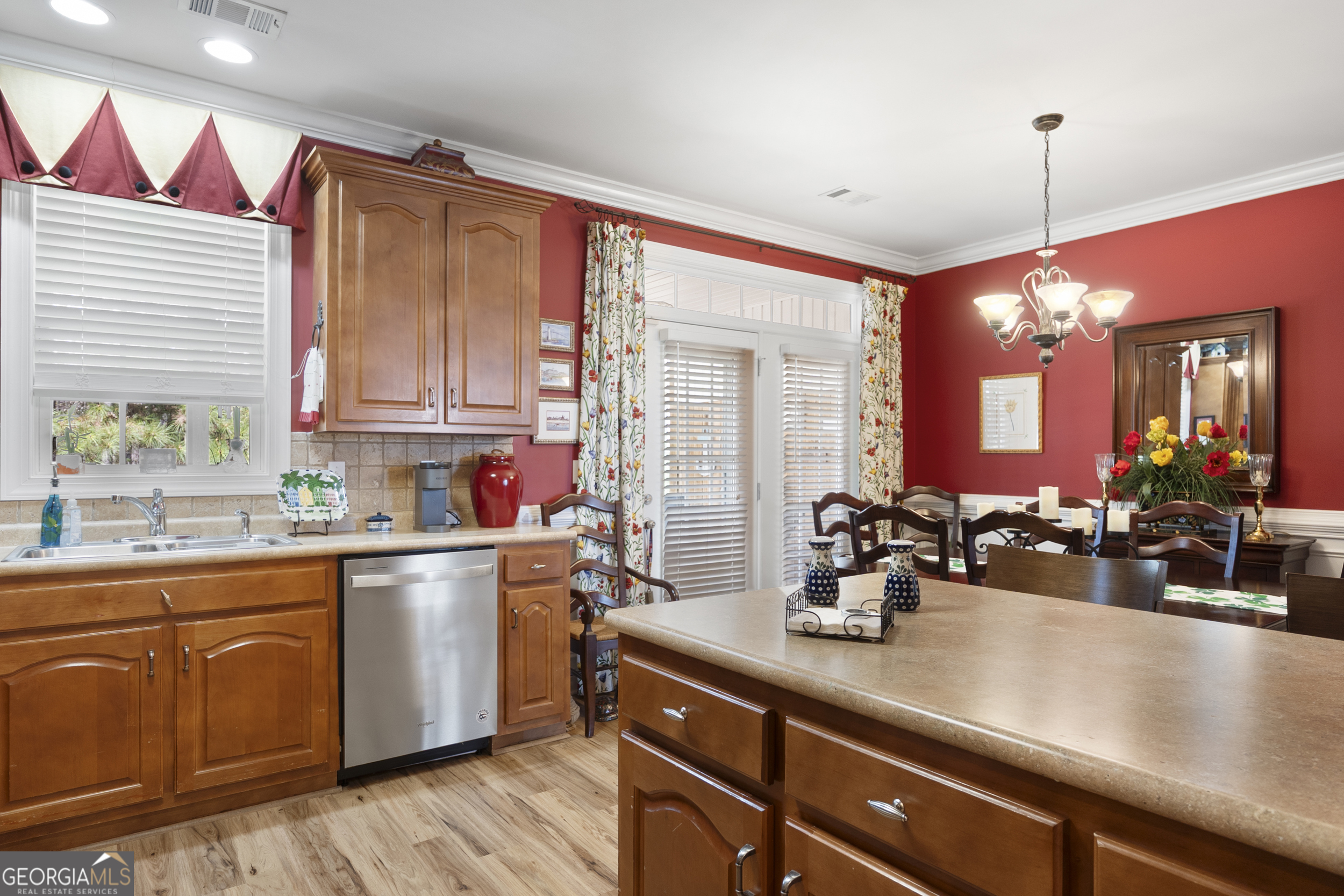 904 Sandy Dunes Dalton GA 30721