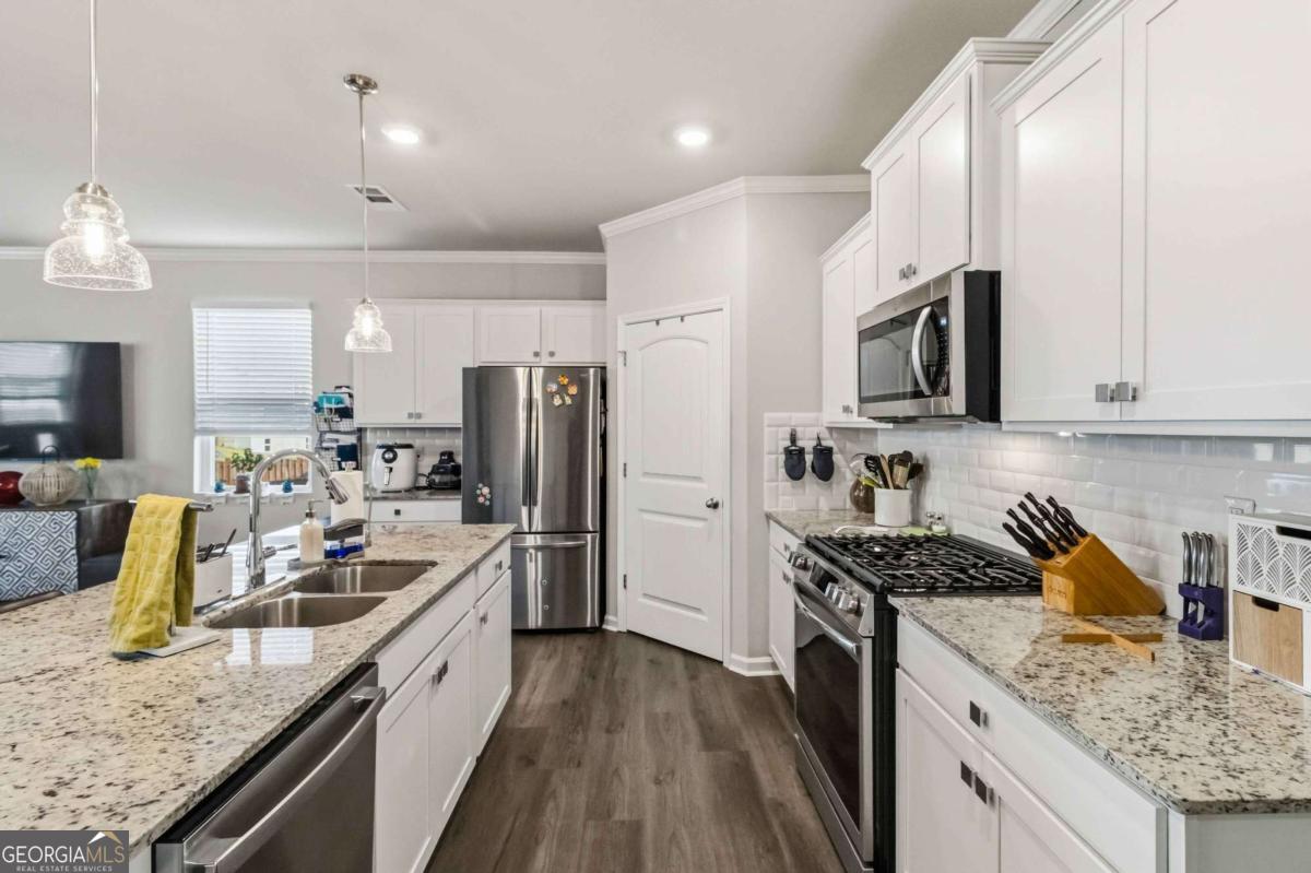 6919 Woodtrail Run Flowery Branch GA 30542