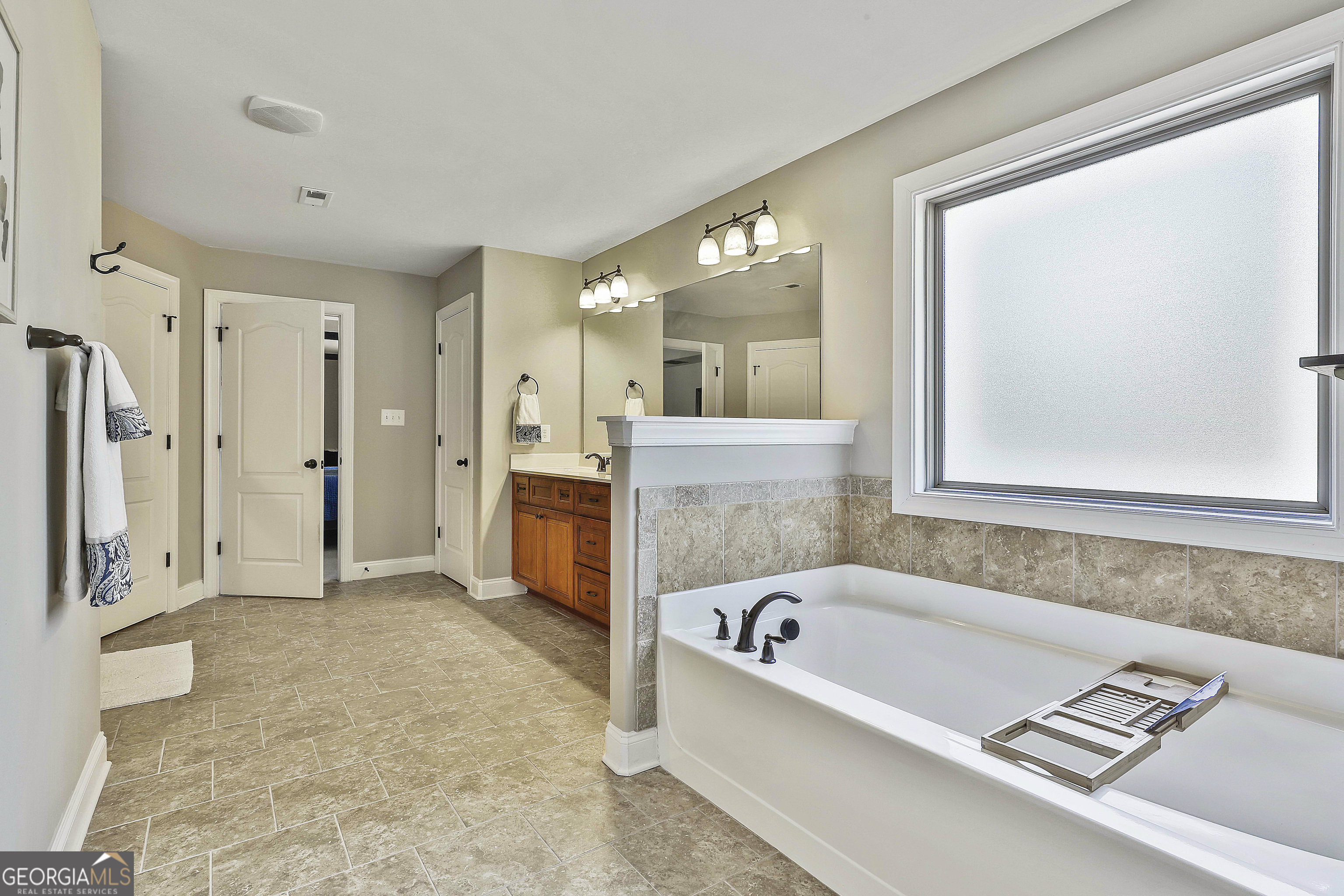 103 Fox Hall Crossing W Senoia GA 30276