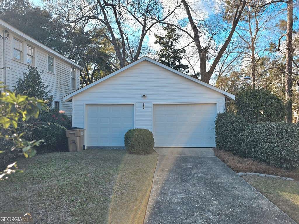 647 Grand Street Ashburn GA 31714