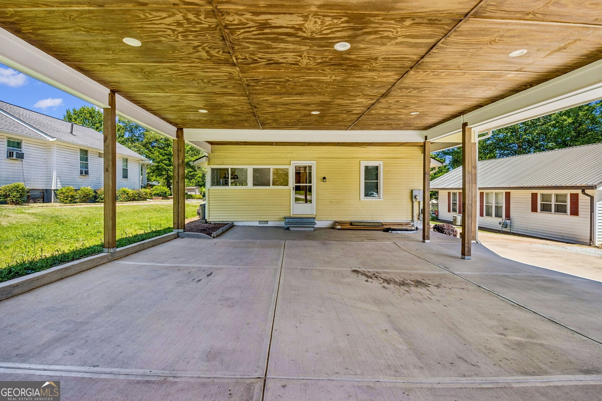 553 S Hill Street Buford GA 30518