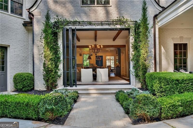 120 Burdette Trail Atlanta GA 30327