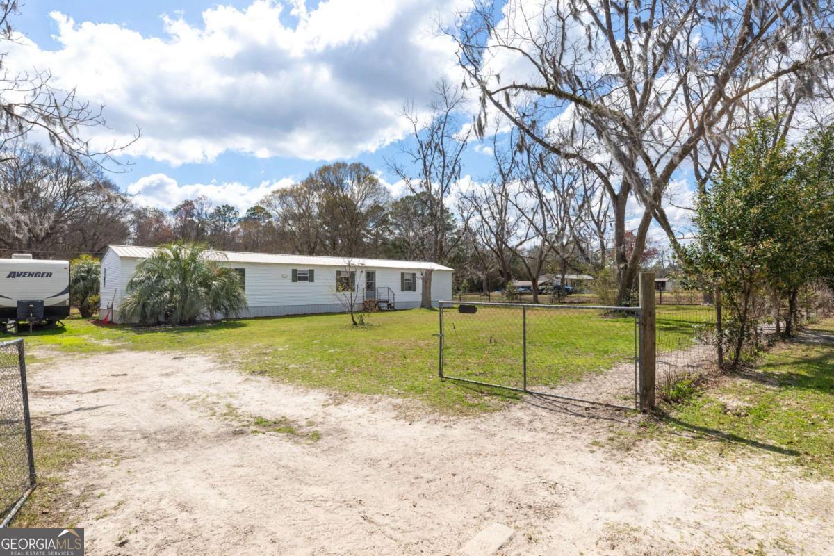 3547 Chapel Lane Blackshear GA 31516