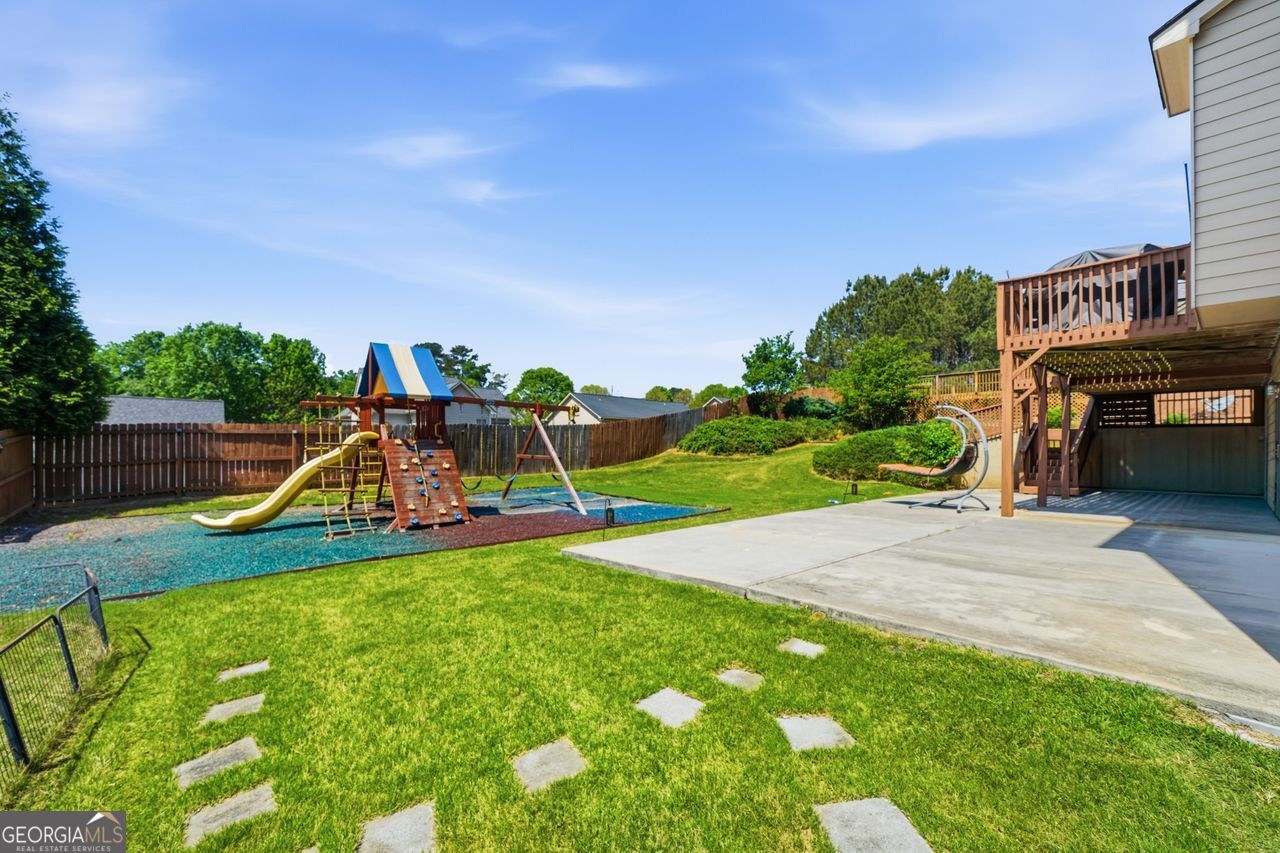522 Woodburn Lane Lawrenceville GA 30044