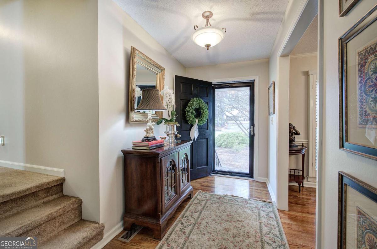 27 Walnut Drive Cartersville GA 30120