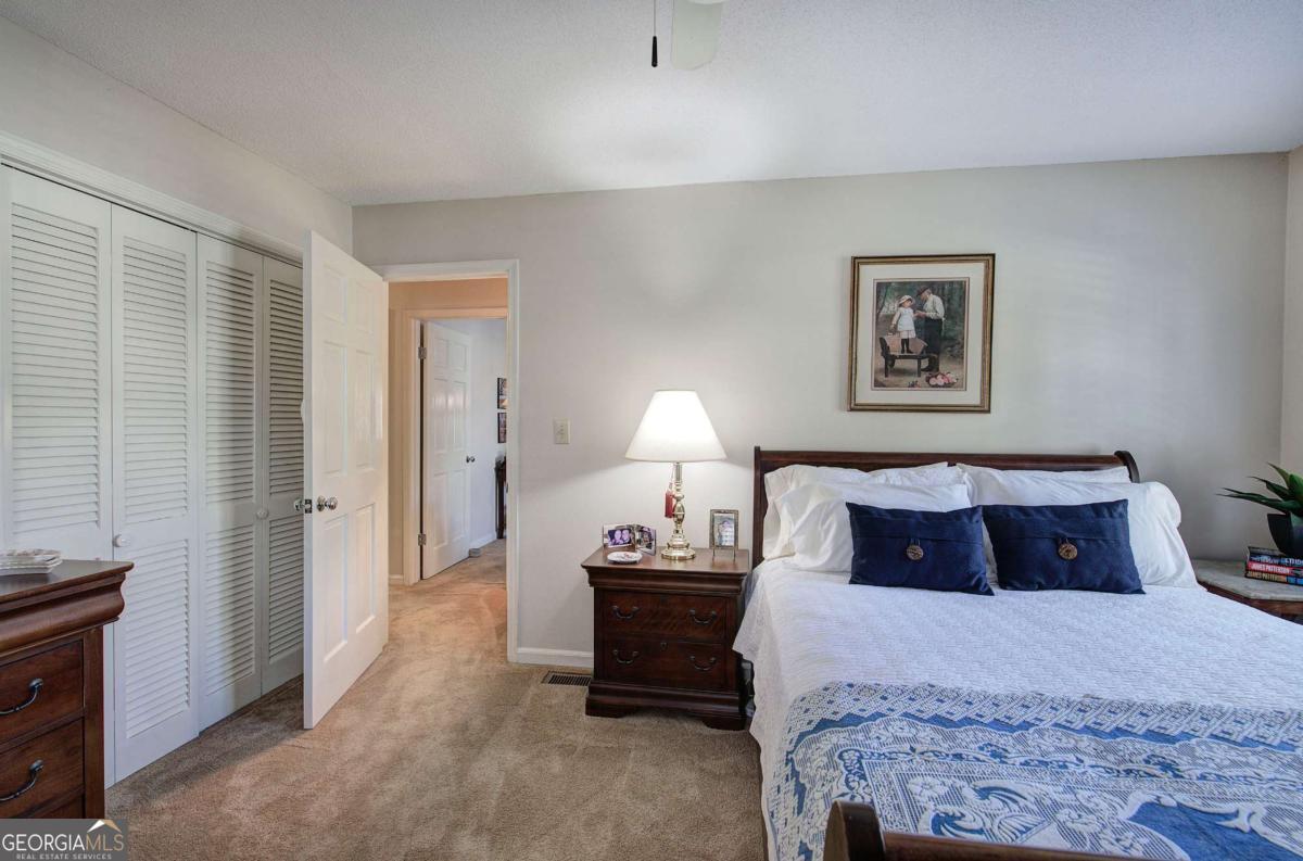 27 Walnut Drive Cartersville GA 30120