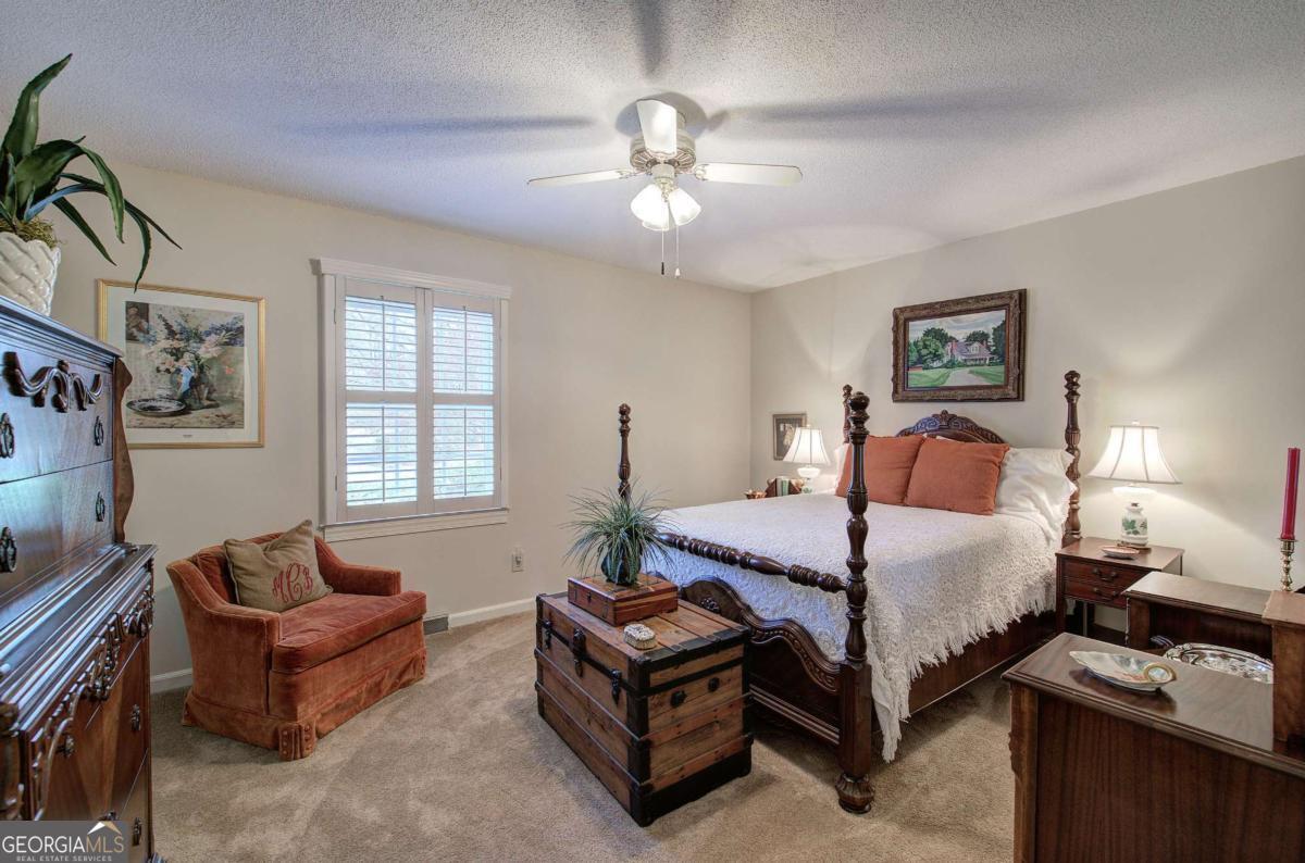 27 Walnut Drive Cartersville GA 30120