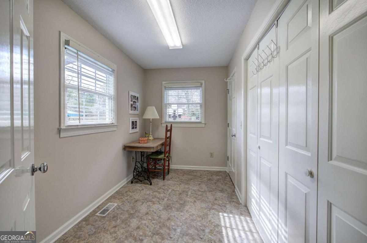 27 Walnut Drive Cartersville GA 30120