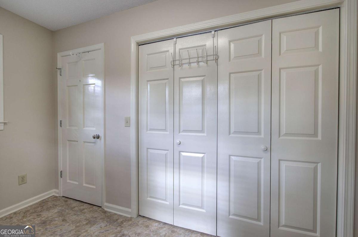 27 Walnut Drive Cartersville GA 30120