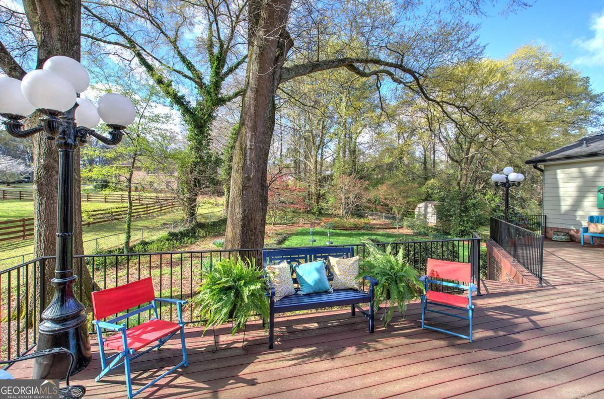 27 Walnut Drive Cartersville GA 30120