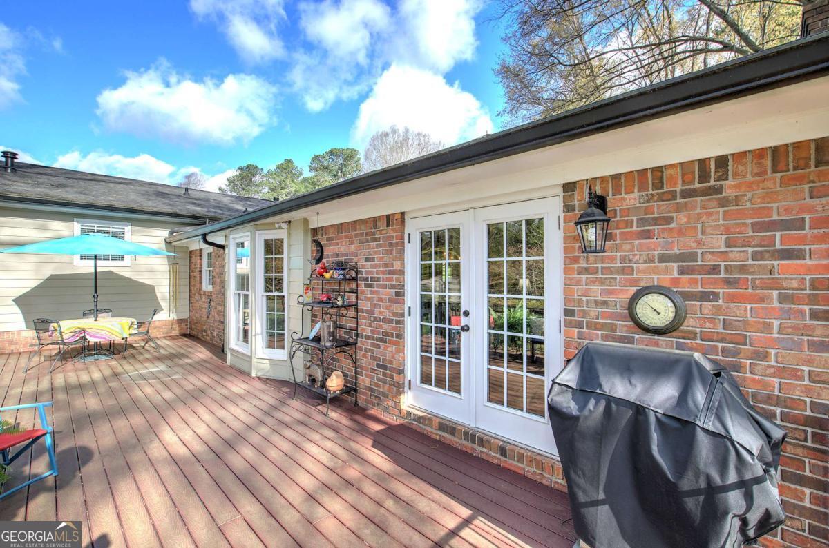 27 Walnut Drive Cartersville GA 30120