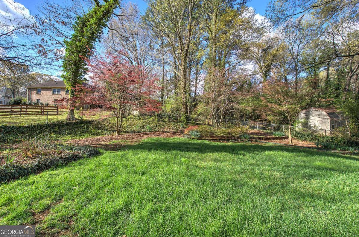 27 Walnut Drive Cartersville GA 30120