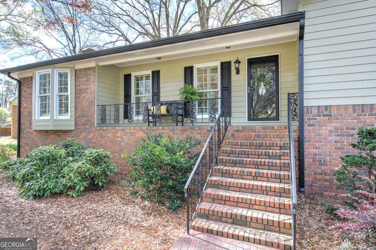 27 Walnut Drive Cartersville GA 30120