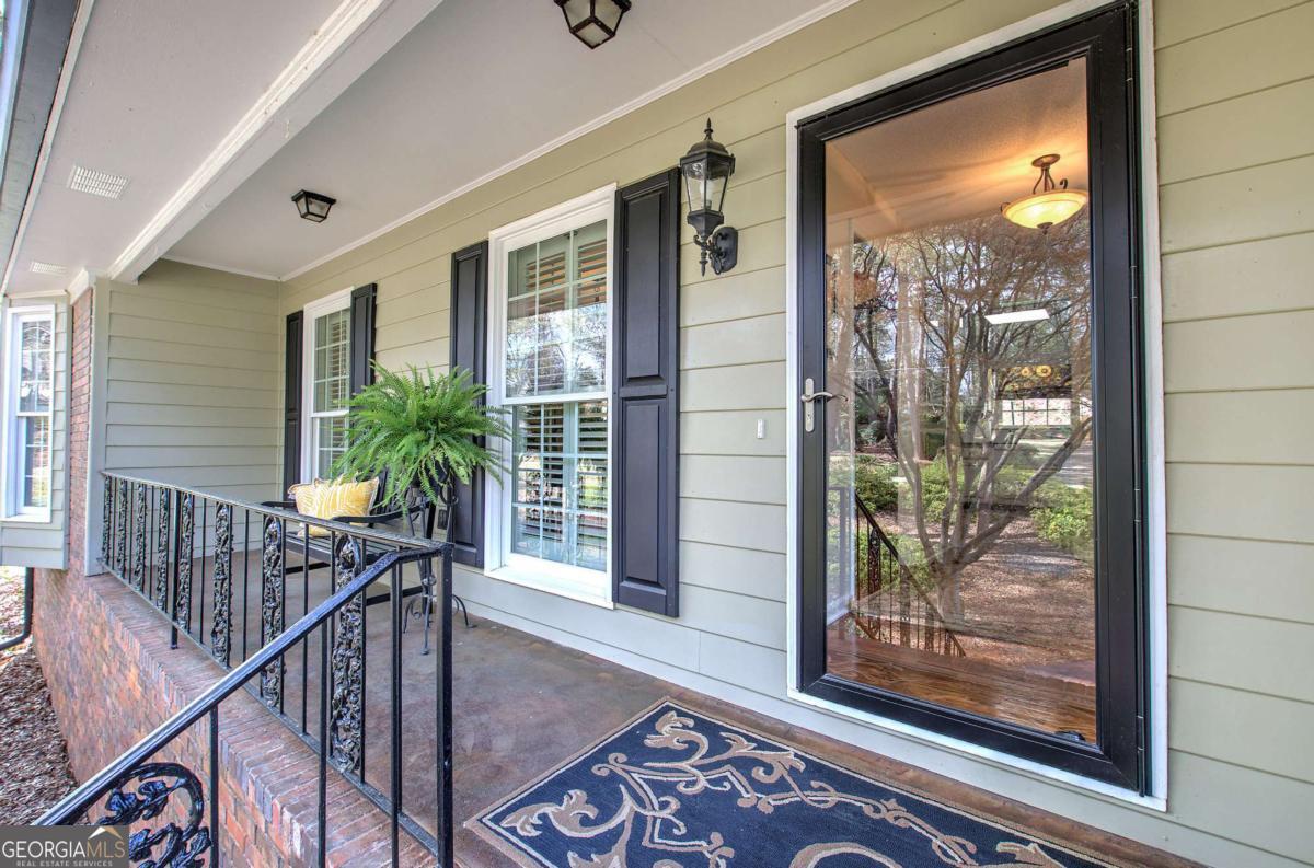 27 Walnut Drive Cartersville GA 30120