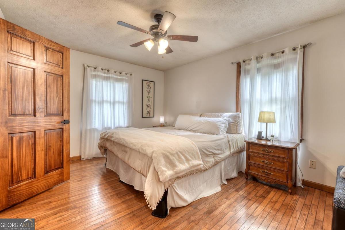 1085 W Jones Creek Road Blairsville GA 30512