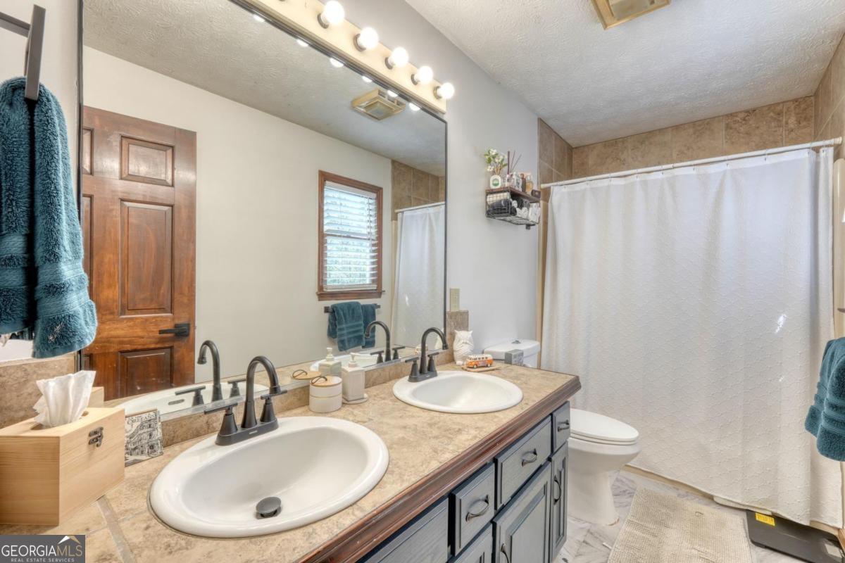 1085 W Jones Creek Road Blairsville GA 30512