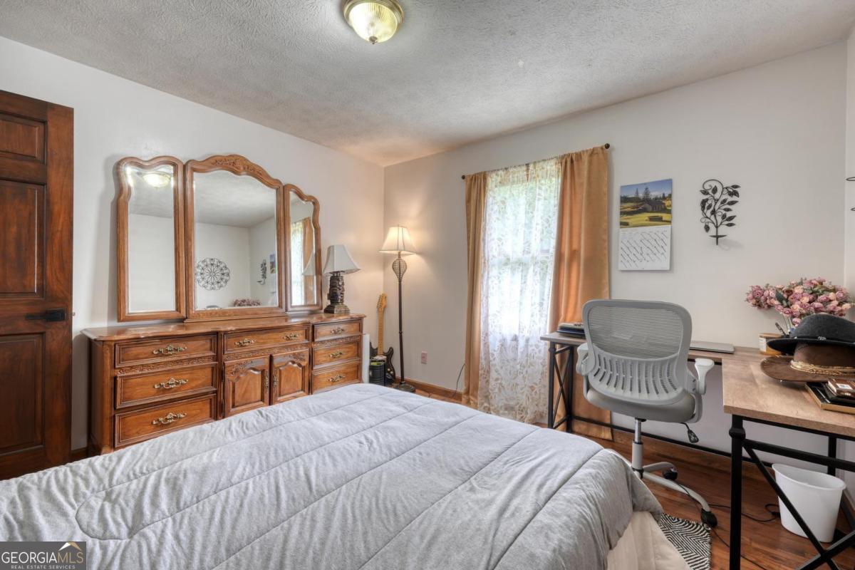 1085 W Jones Creek Road Blairsville GA 30512