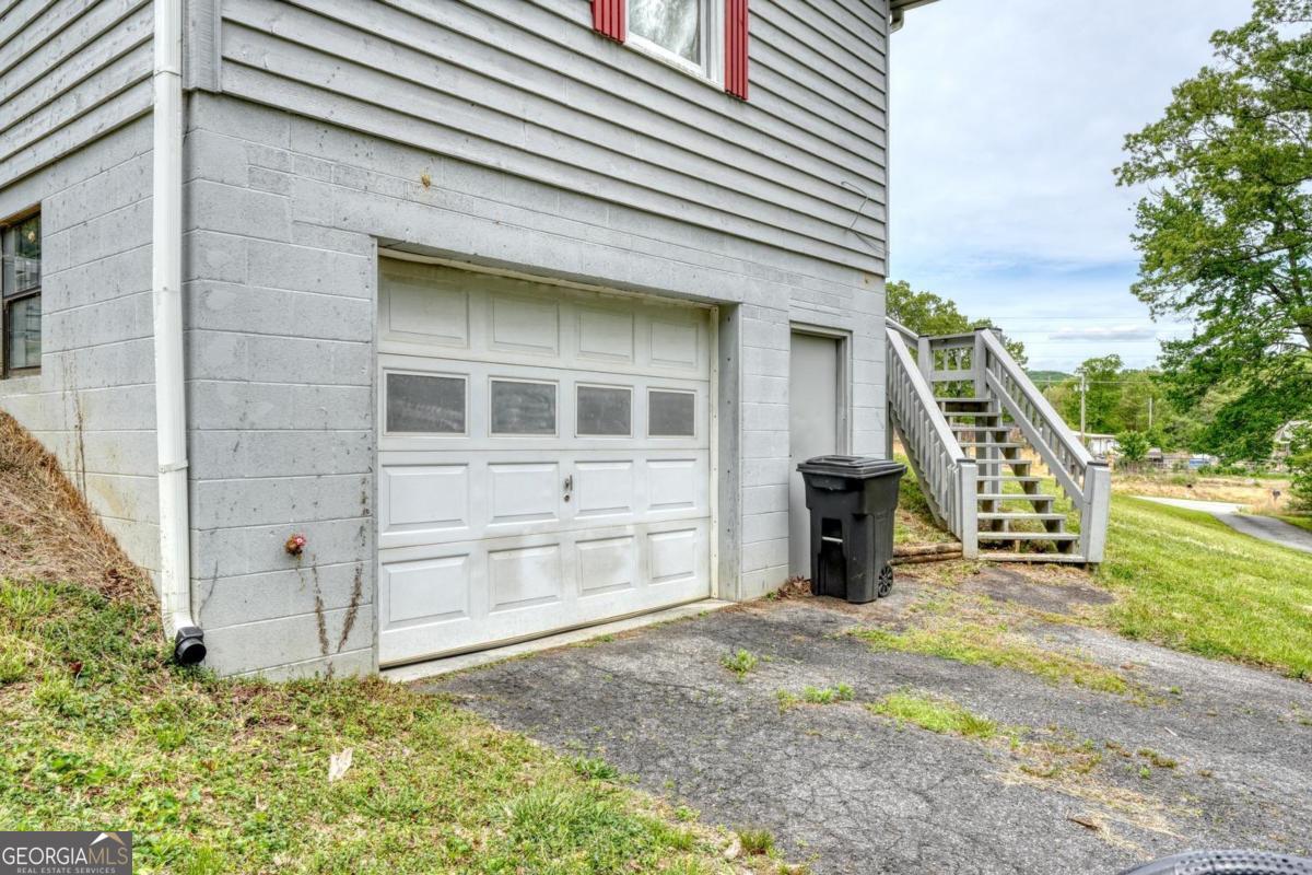 1085 W Jones Creek Road Blairsville GA 30512