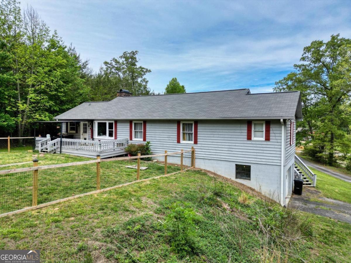 1085 W Jones Creek Road Blairsville GA 30512