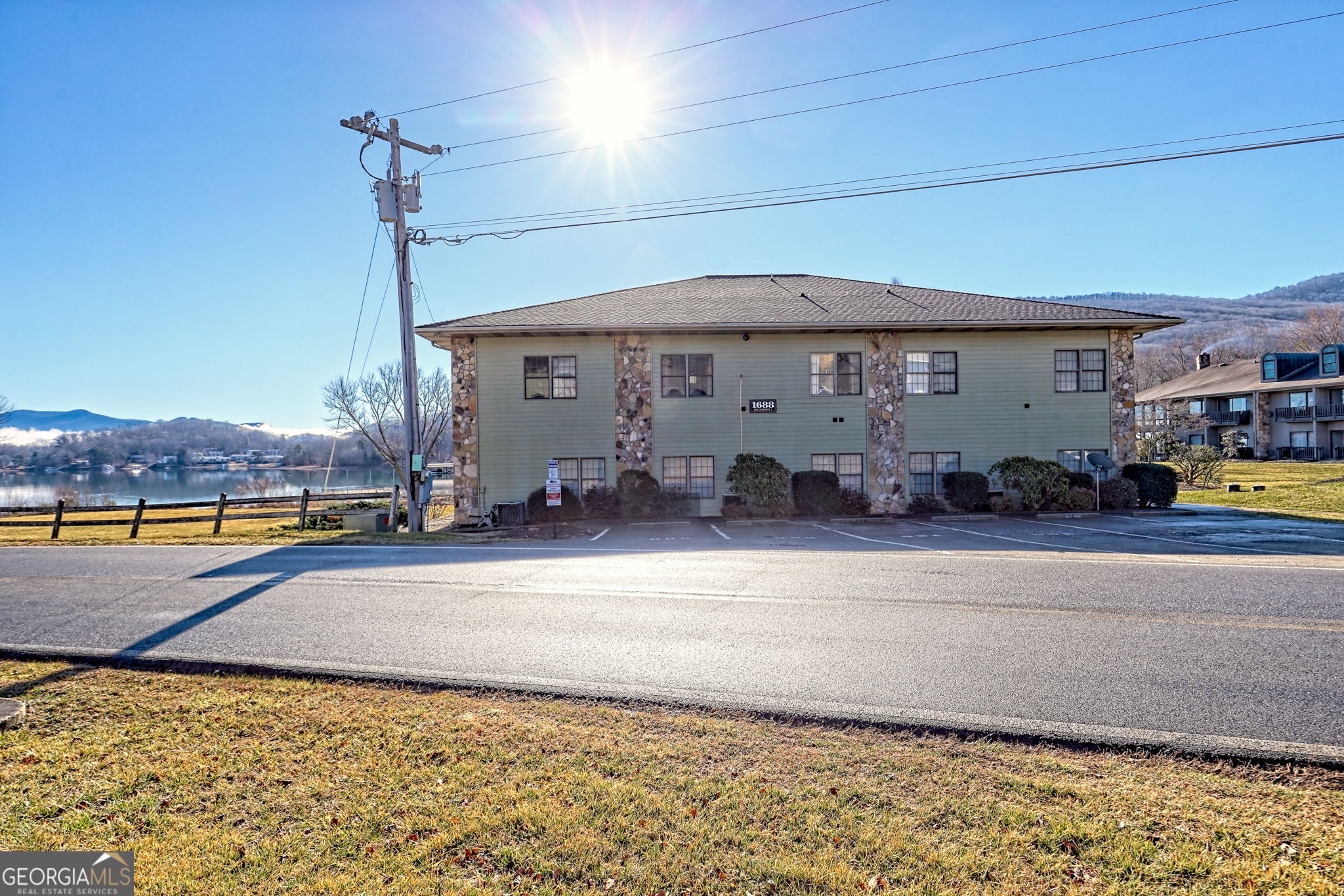 1688 Lakeview Drive Young Harris GA 30582