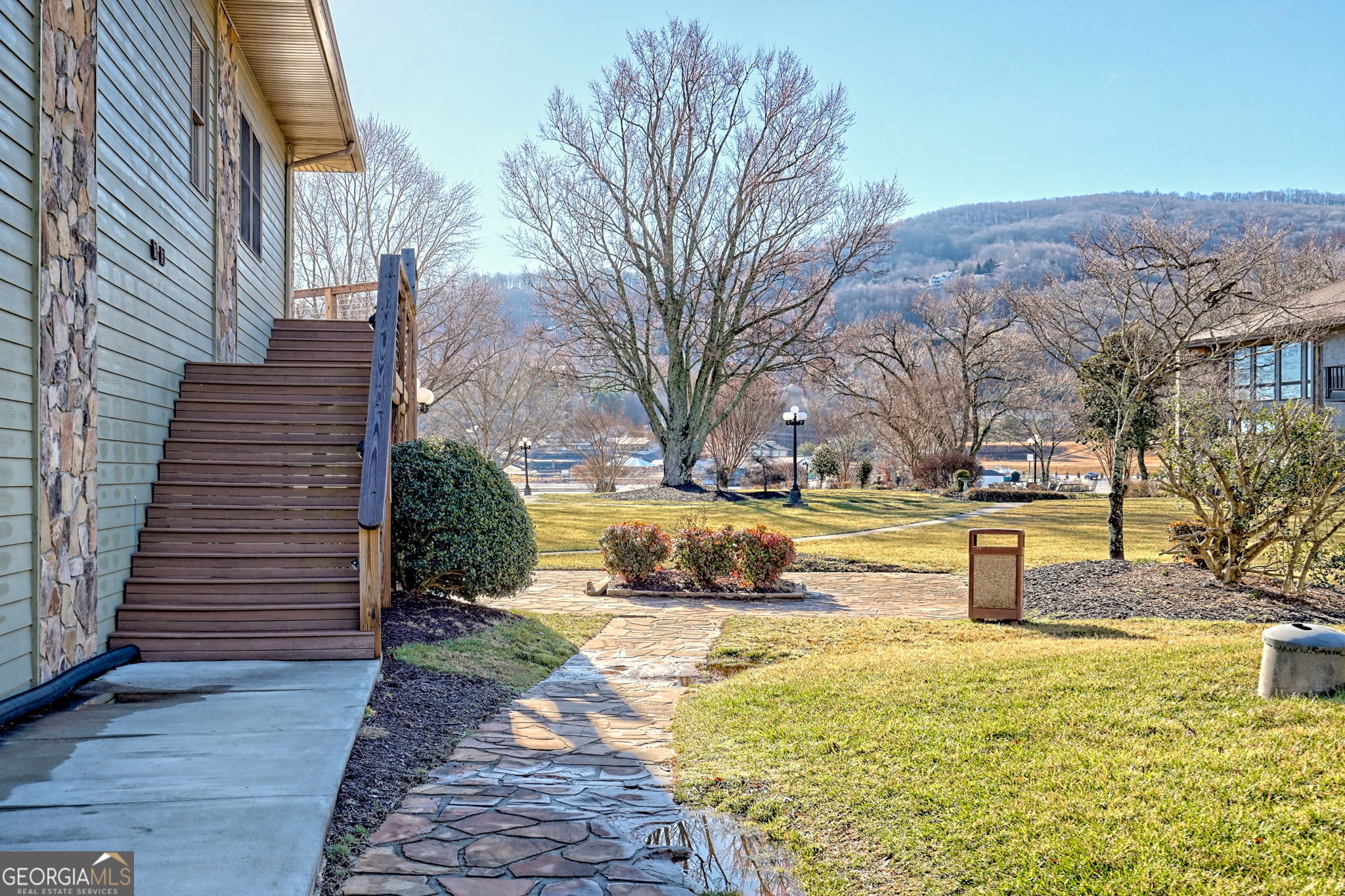 1688 Lakeview Drive Young Harris GA 30582