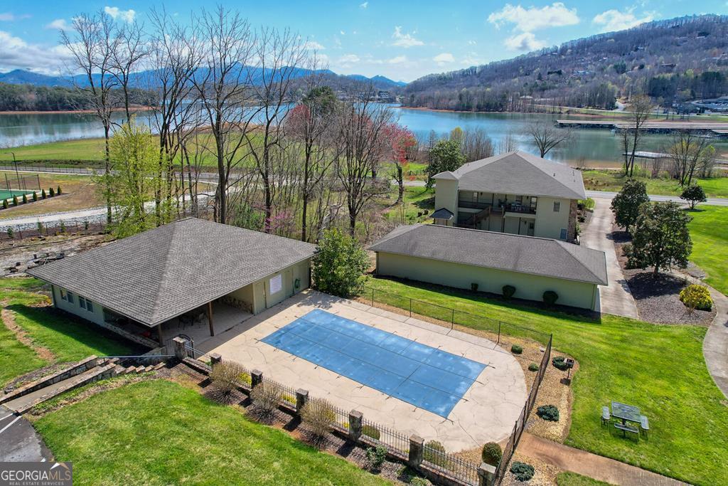 1688 Lakeview Drive Young Harris GA 30582