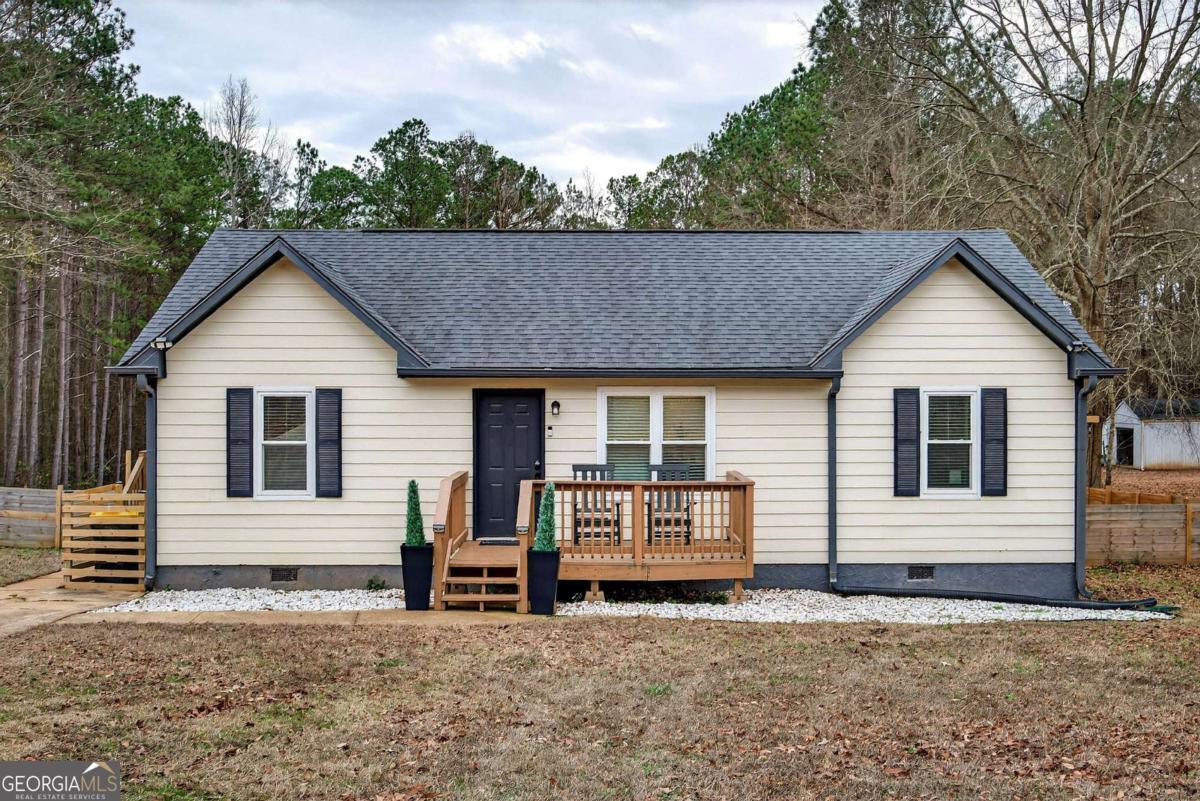 250 Prestigious Place Senoia GA 30276