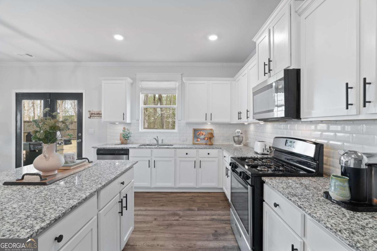 366 Barnwood Lane Dawsonville GA 30534