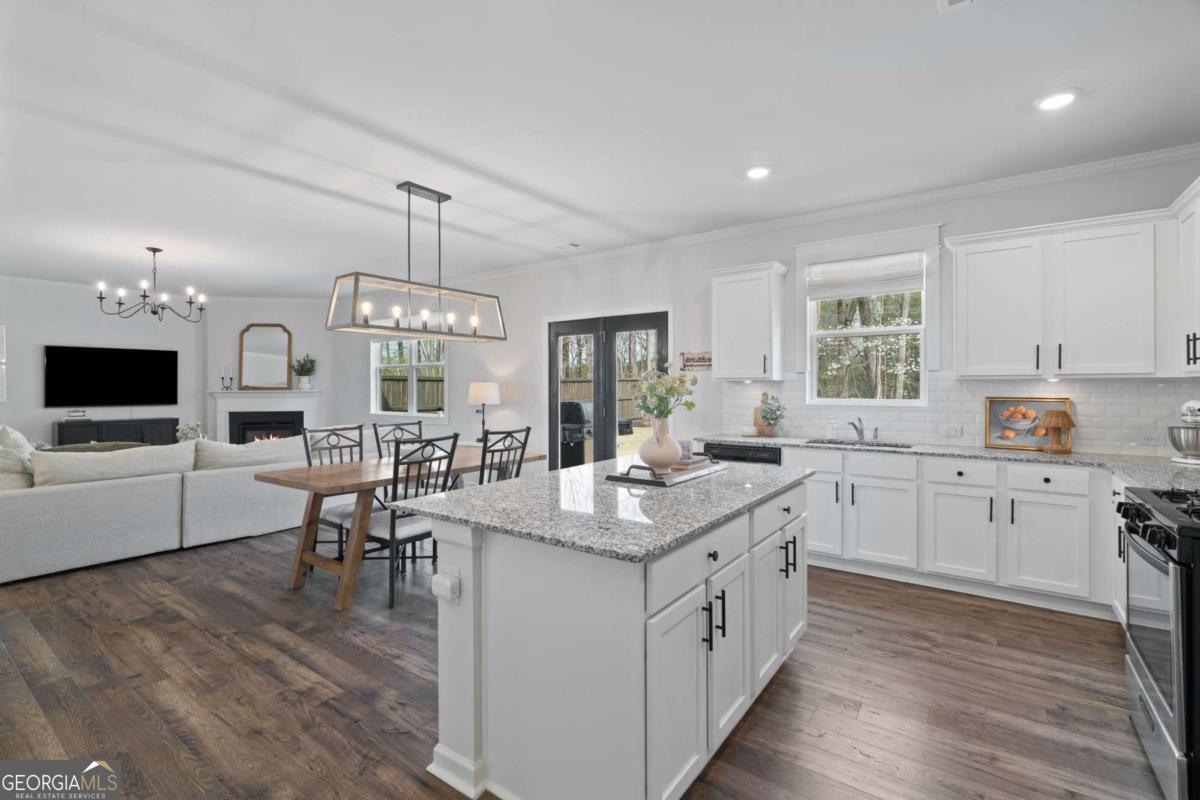 366 Barnwood Lane Dawsonville GA 30534