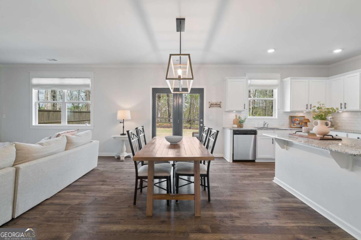 366 Barnwood Lane Dawsonville GA 30534