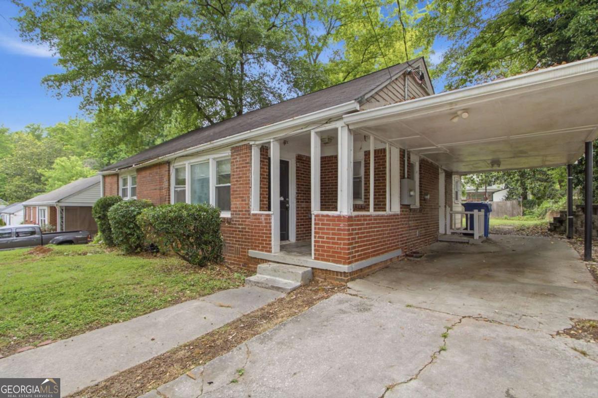 1837 Oakmont Drive NW Atlanta GA 30314