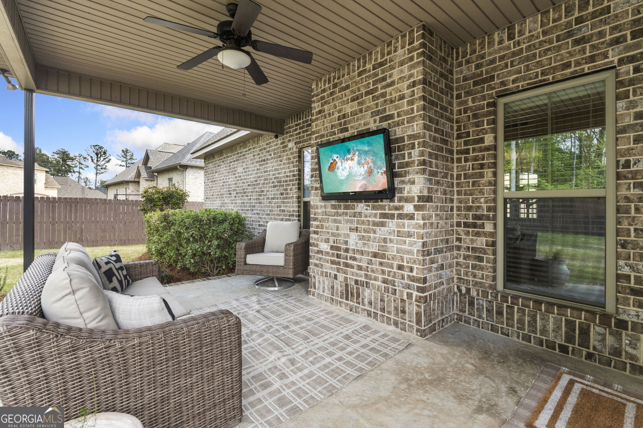 303 Pine Trace Lane Kathleen GA 31047