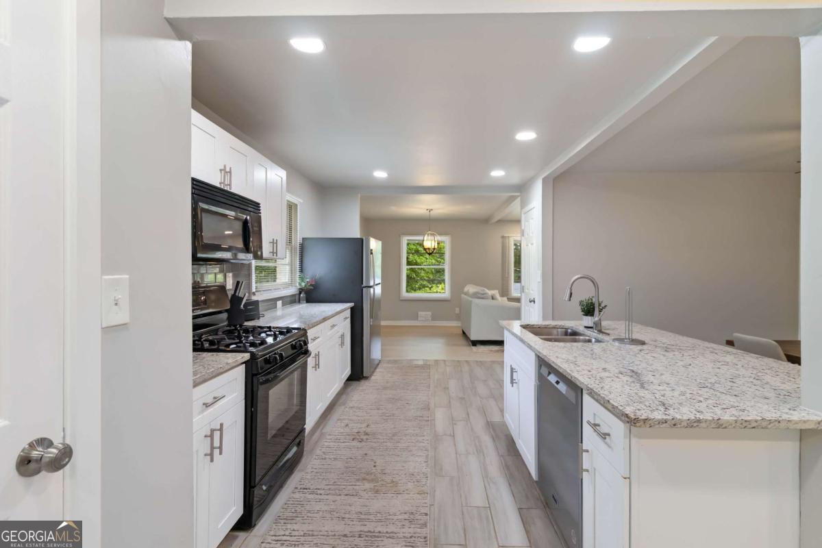 2699 Lincoln Court NW Atlanta GA 30318