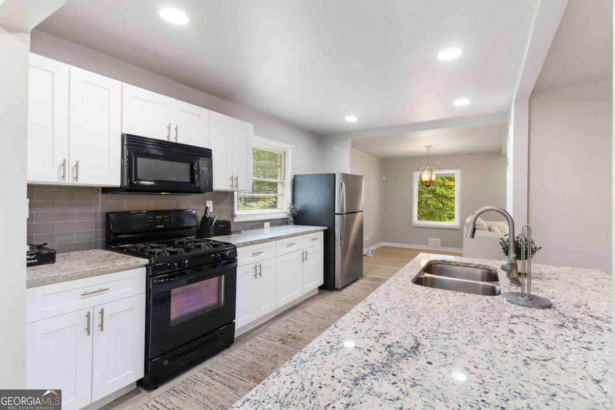 2699 Lincoln Court NW Atlanta GA 30318
