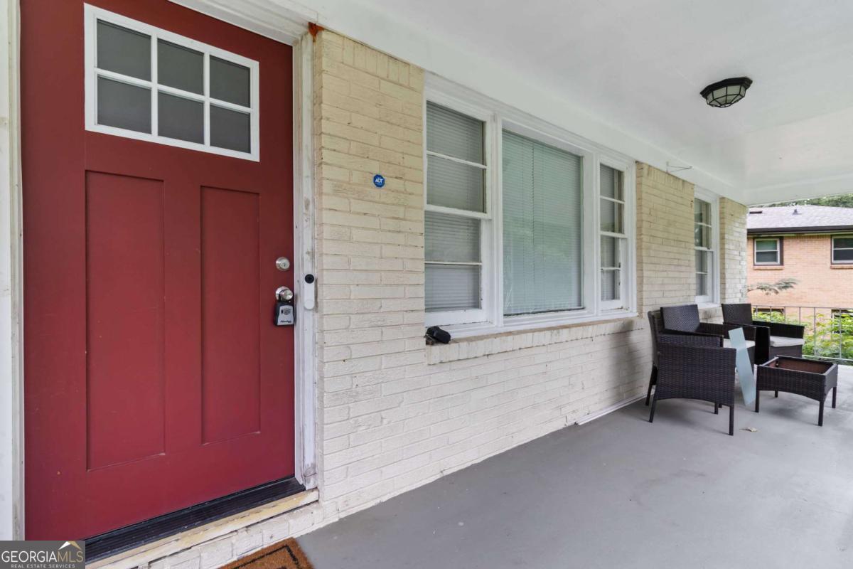 2699 Lincoln Court NW Atlanta GA 30318