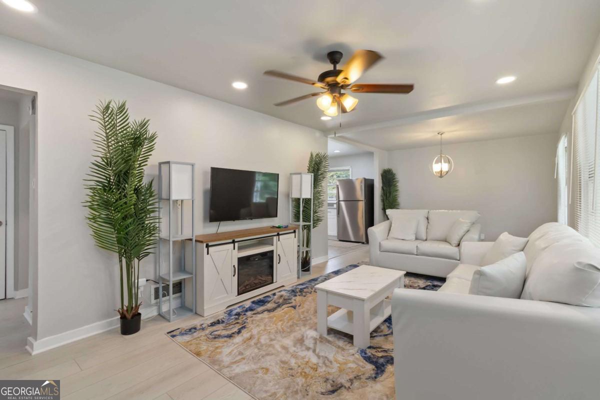 2699 Lincoln Court NW Atlanta GA 30318