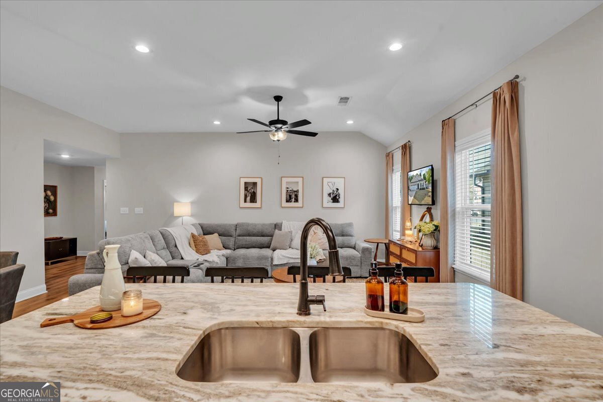 137 Red Tail Circle Byron GA 31008
