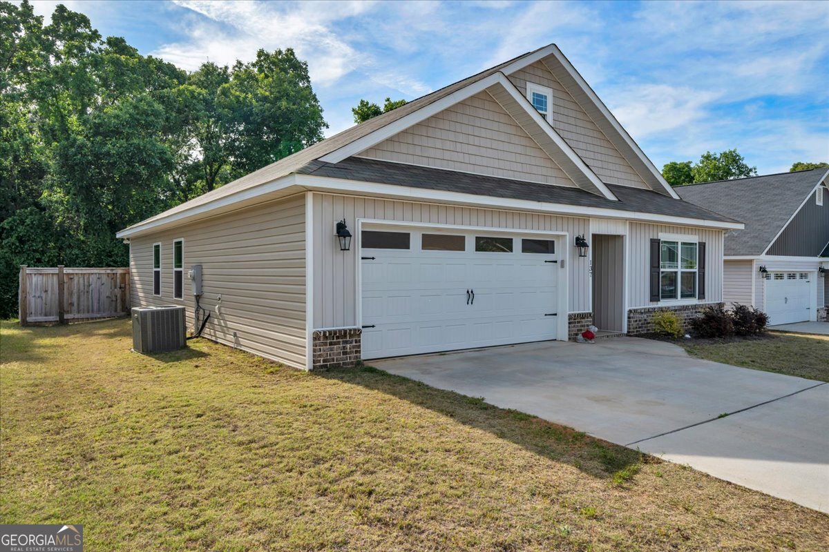 137 Red Tail Circle Byron GA 31008