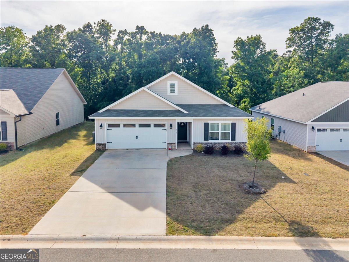 137 Red Tail Circle Byron GA 31008