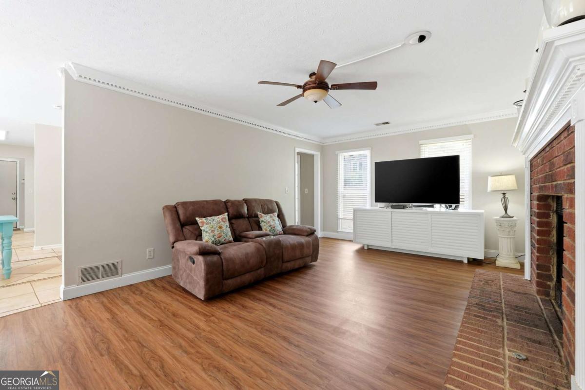 2620 Wicklow Way Powder Springs GA 30127