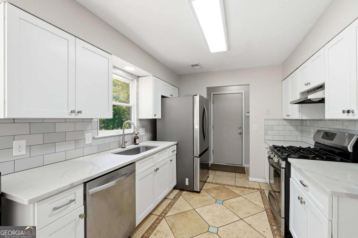 2620 Wicklow Way Powder Springs GA 30127