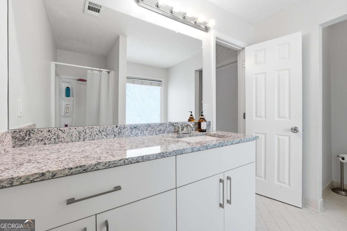 2620 Wicklow Way Powder Springs GA 30127