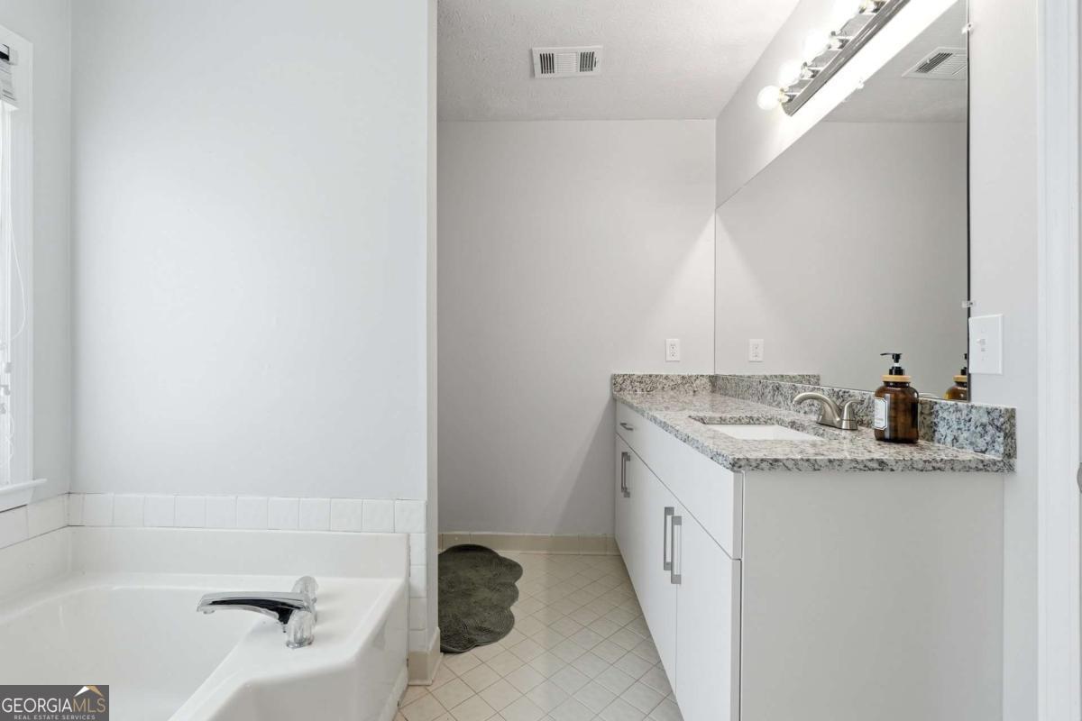 2620 Wicklow Way Powder Springs GA 30127