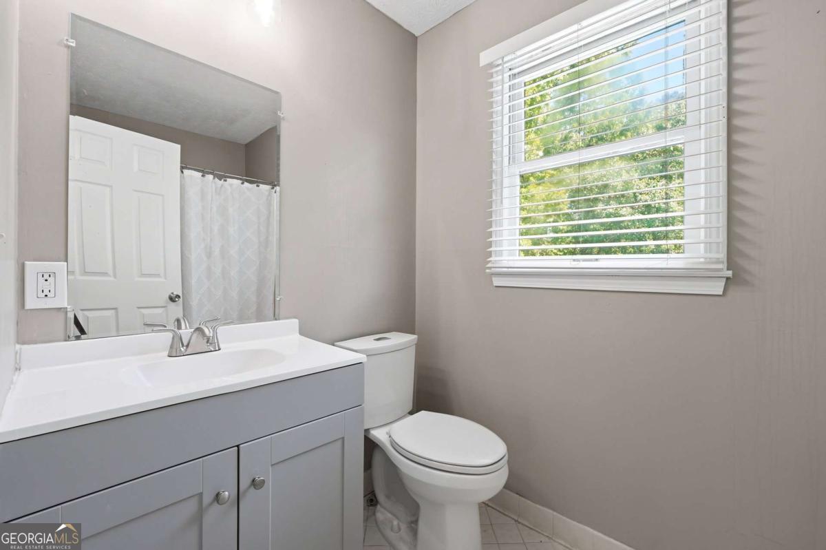 2620 Wicklow Way Powder Springs GA 30127
