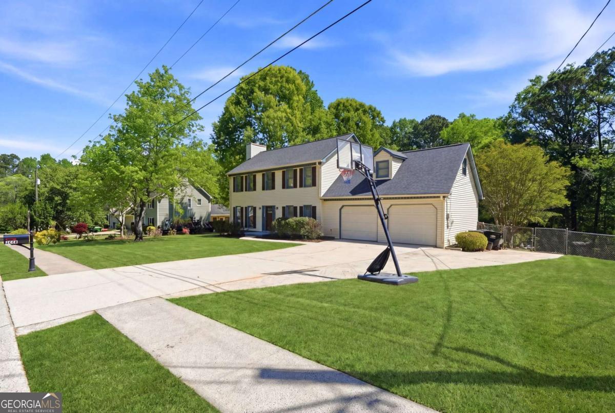 2620 Wicklow Way Powder Springs GA 30127