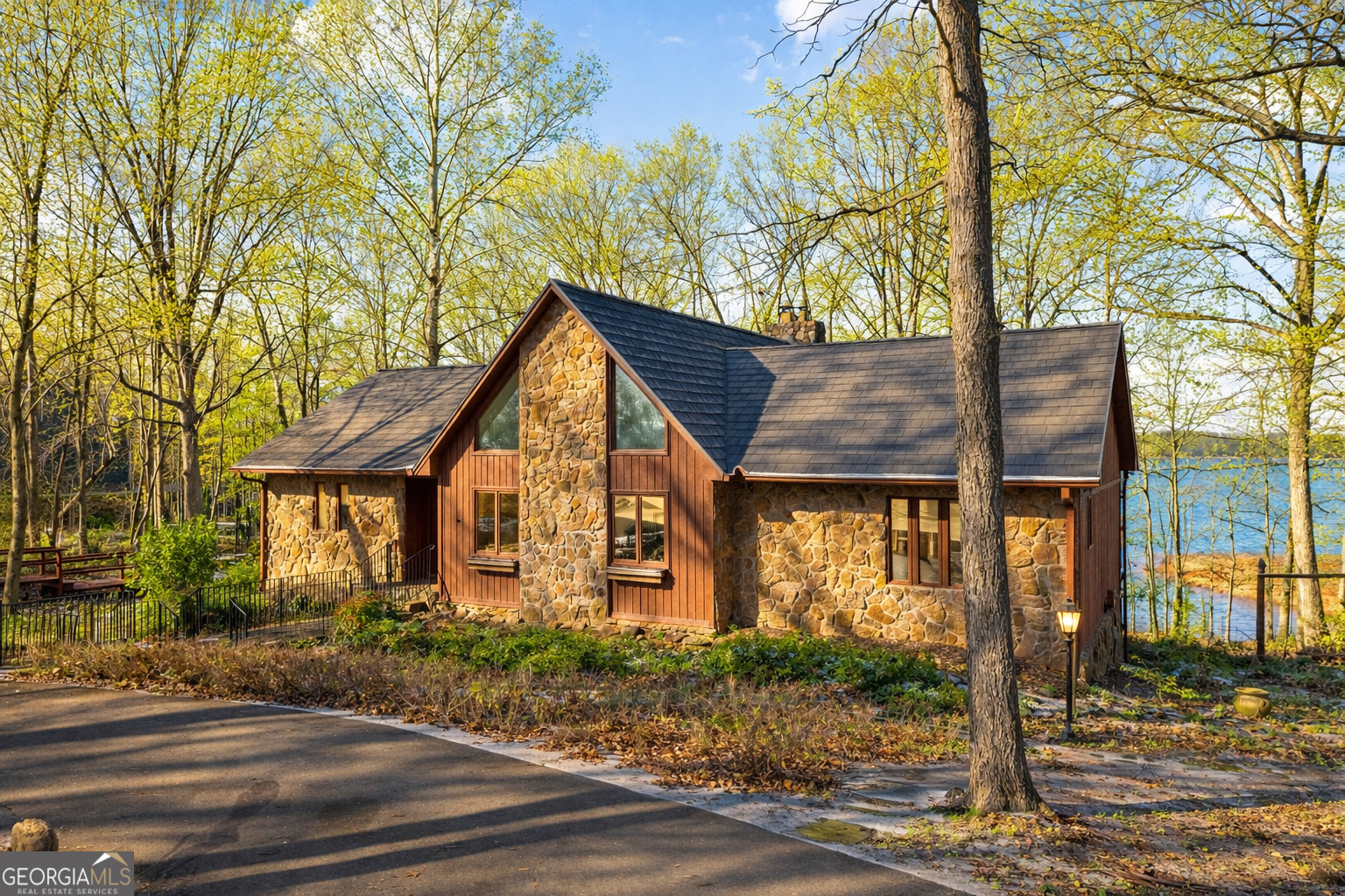 234 Chandlers Ferry Drive Hartwell GA 30643