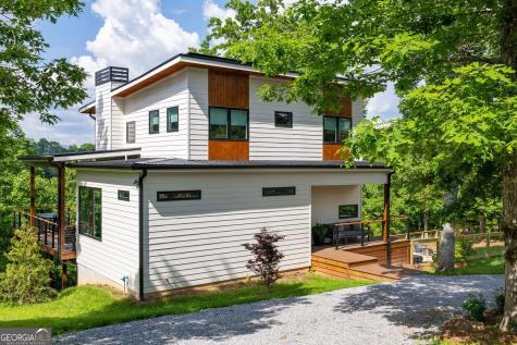 210 Brannon Ridge Young Harris GA 30582