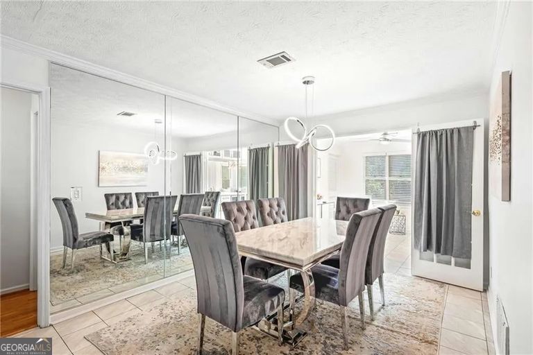 24 Saint Claire Lane NE Atlanta GA 30324